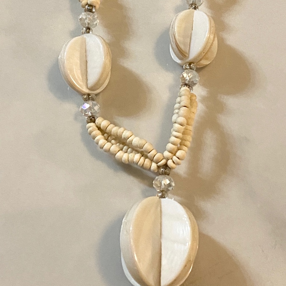 Beachy Neutral Statement Necklace - image 6
